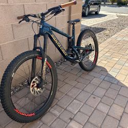 Santa Cruz Nomad Carbon 