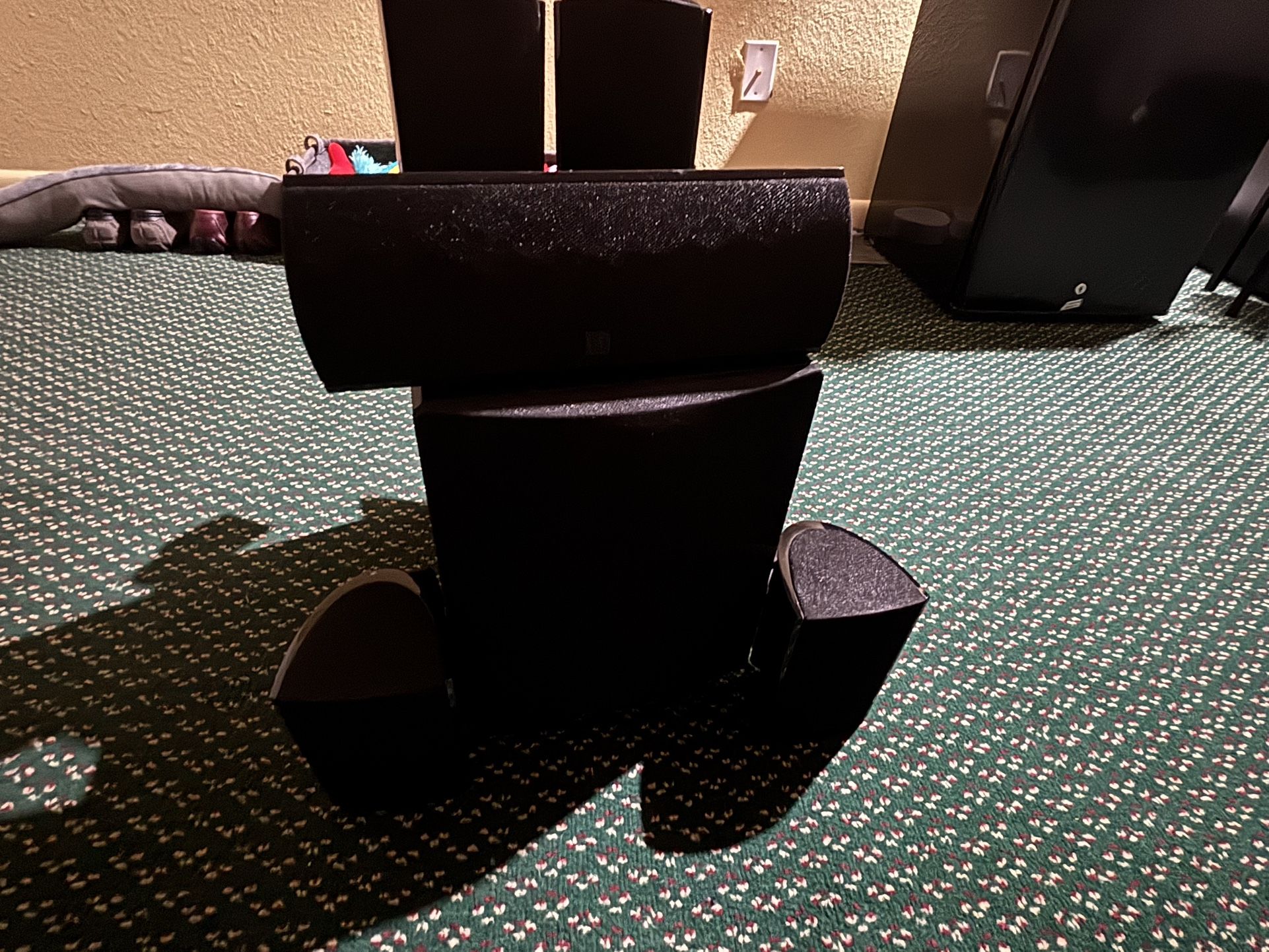 Definitive Technology ProCinemay 6D 5.1 Home Theater Speaker System