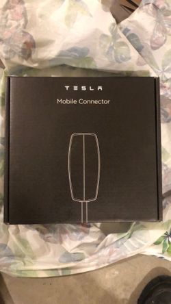 Tesla Mobile Connector Gen 3