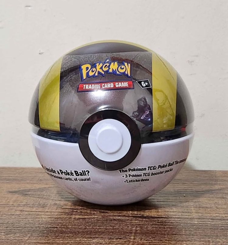 Poke Ball Tin