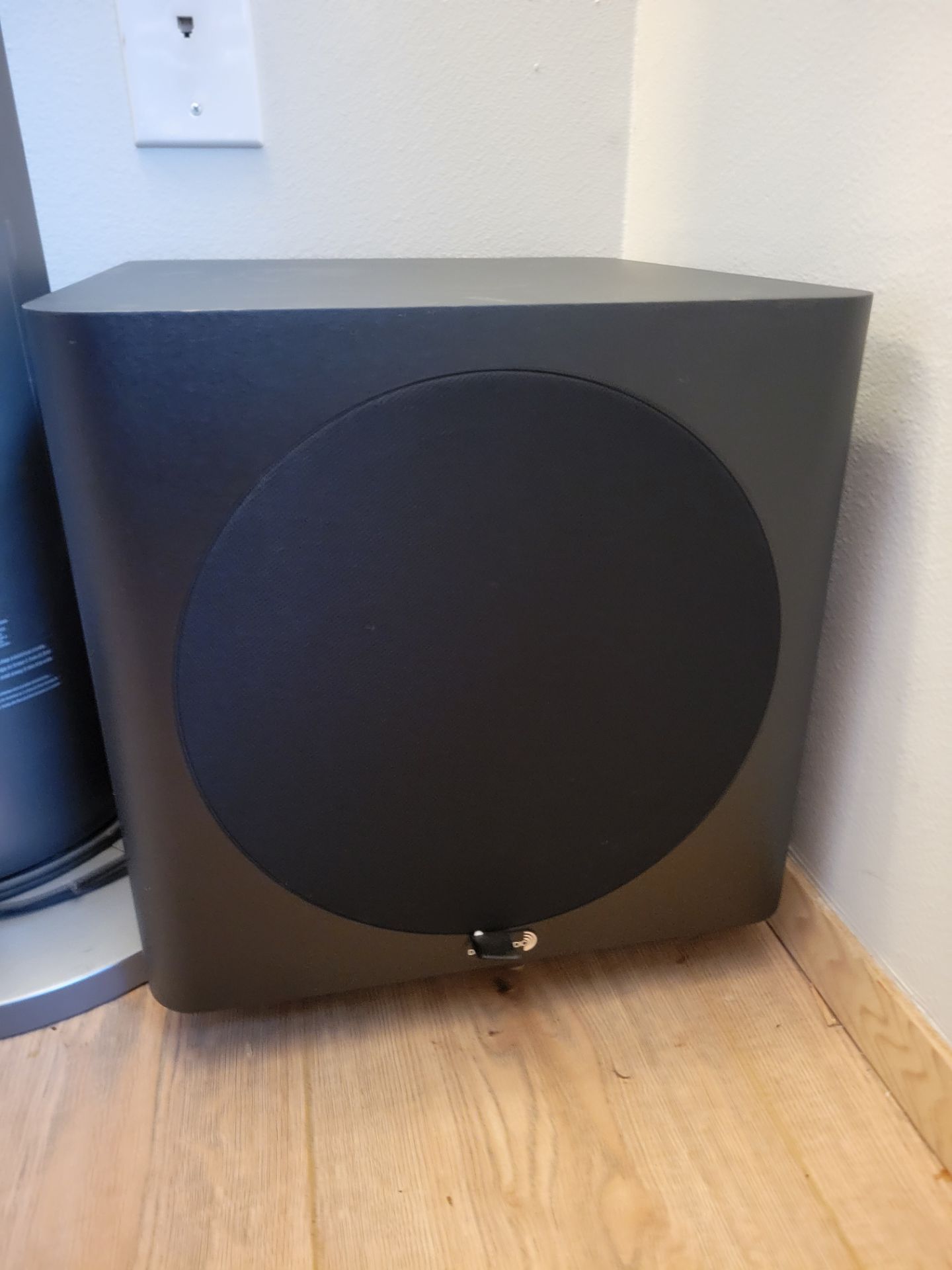 New Theater sub woofer