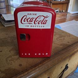 11x8x10 Mini Coca-Cola Cola Fridge 
