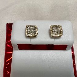 Gold And Diamond Earrings 14k