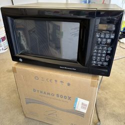 GE 1.4 cu ft Microwave