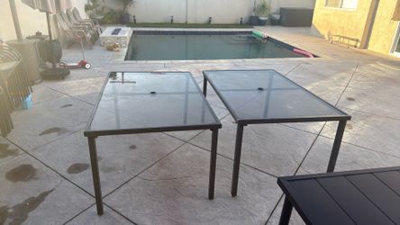 Patio table