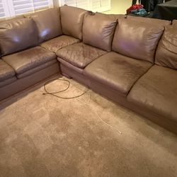 FREE Arizona Leather Sectional – 10’ x 8’ – Tan (Pickup Only)