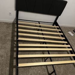 New Queen Size Bed W Frame 