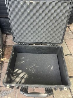 Pelican 1550 Watertight Hard Case 