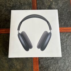 Apple AirPods Max 2 Brand New