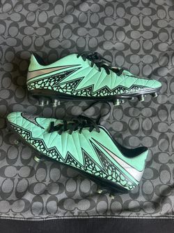 Nike Hyper Venom