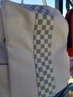 Women's fashionable backpack