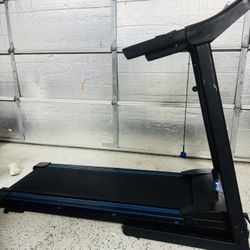 Беговая дорожка XTERRA Fitness TR150.