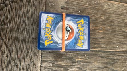 50+ Pokémon cards