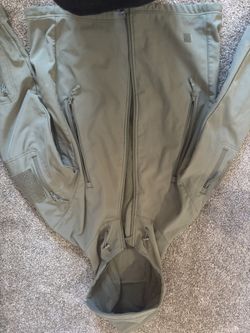 Many Zippered Jacket