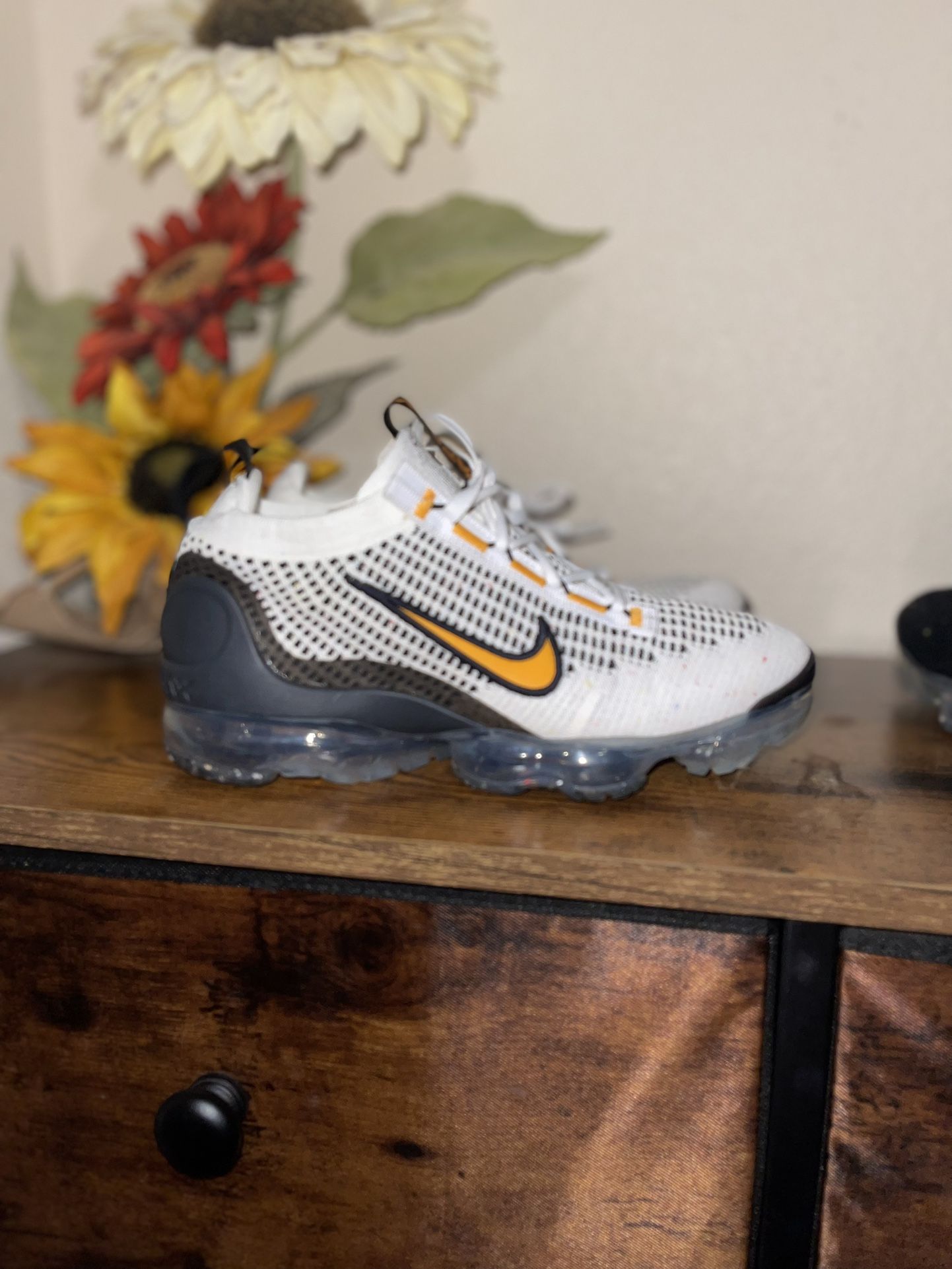 white vapor maxes 2021 gs