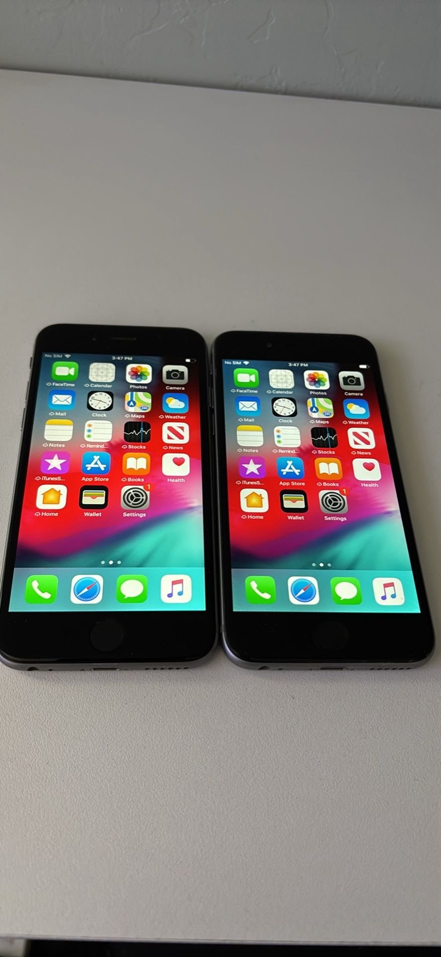 iPhone 6. Like New And Unlocked! Both For $120