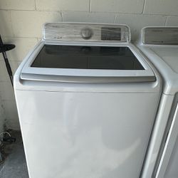 Samsung HE Washer And Dryer