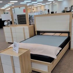 Bedroom Set 4 Pcs New Led Lights Wood Set  in box $799