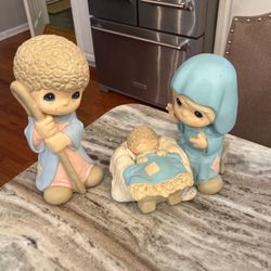 Precious Moments Nativity