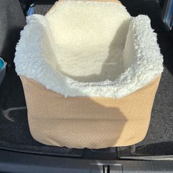 Dog Seat 