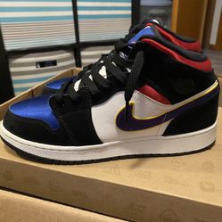 Air Jordan 1 Mid Rival 