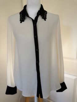 Cream & Black Lace Collar Button-Up Blouse