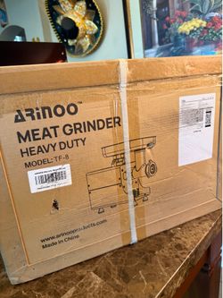 Arinoo TF #8 Electric Meat Grinder - 110V, 0.6HP Brand New