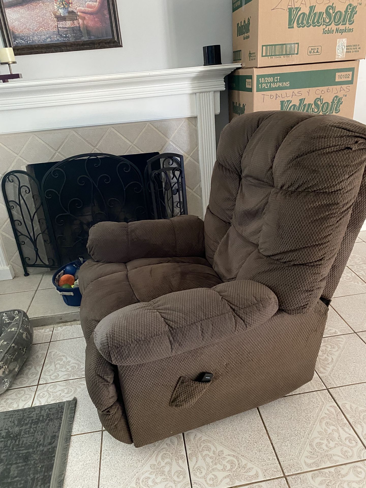 Brown Recliner Chair β Comfortable & Cozy