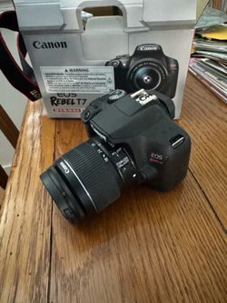 Cannon Rebel EOS T7 Digital Camera and Sim Card
