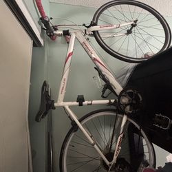 Schwinn Prelude Road Bike S4030