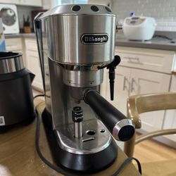 DeLonghi Espresso Machine 