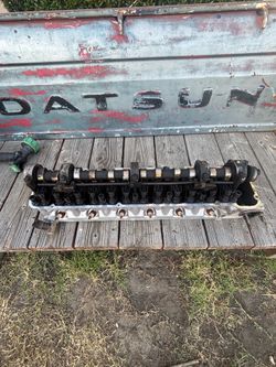 Datsun parts