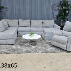 🛋️ Double Chaise Sectional Sofa w Recliner! (Delivery Available!! )