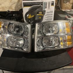 09 Chevy Silverado Headlights $100