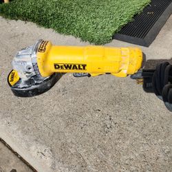 Dewalt 4 1/2 Angle Grinder Like New 