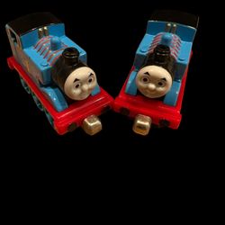 Thomas & Friends Trains with tracks; Storage bin w/bench; 19 Trains