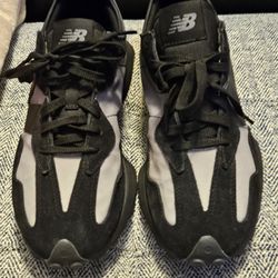 Gently Used New Balance 327 - Black/Grey - Size 9 - Great Condition