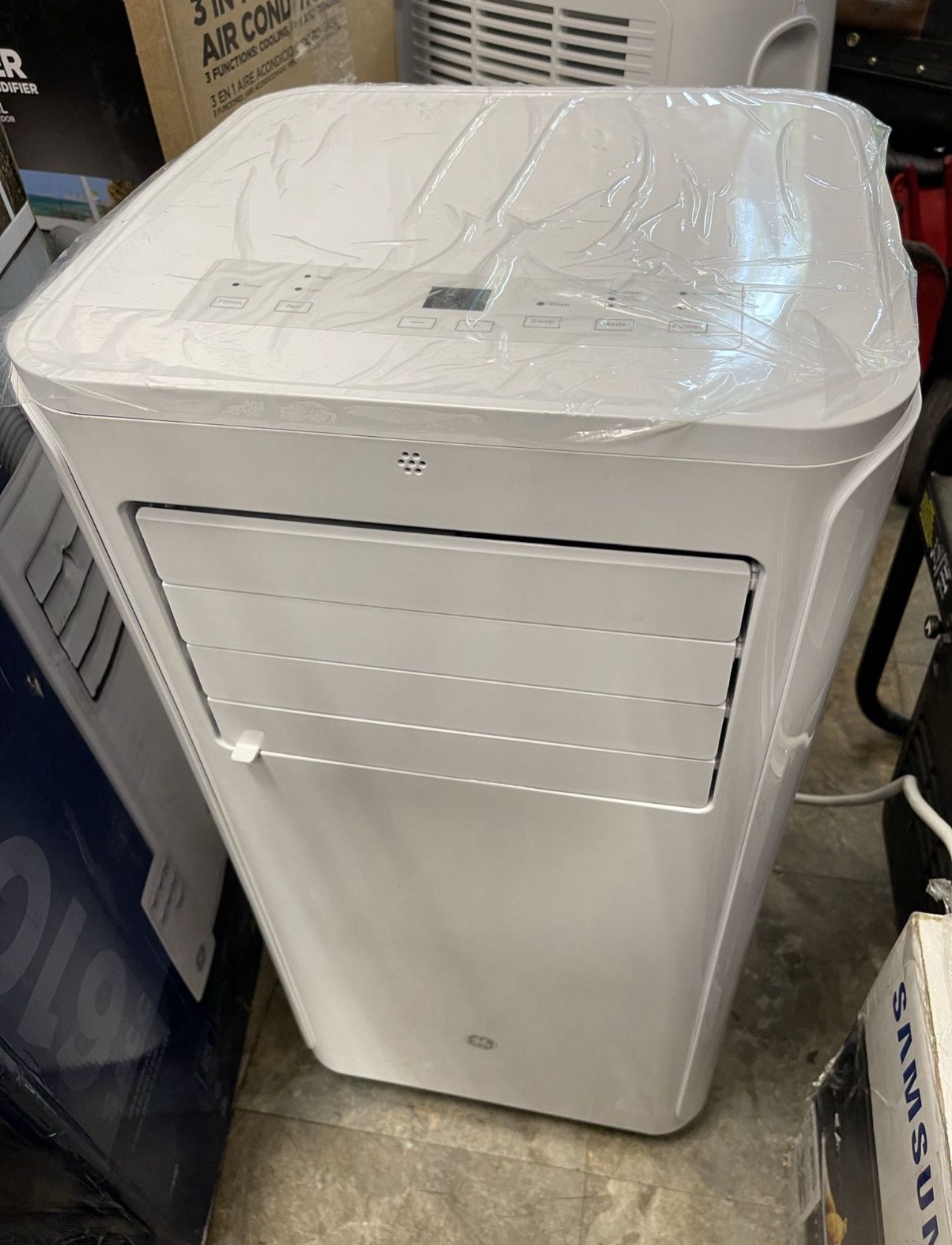 Midea - 7000 BTU (10000 BTU ASHRAE) -portable Air Conditioner - MAP07R1WWT