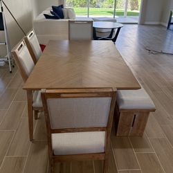 Kitchen table  brand new…never been used