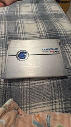 Amp 1600 watts planet audio