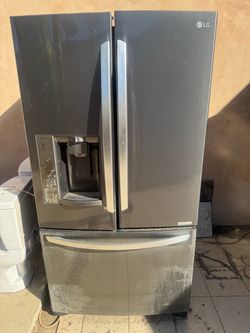 Free LG french door fridge with freezer not working for scrap or parts