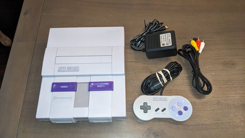 Mint Super Nintendo SNES System FULLY RECAPPED, New fuse, New Regulator, New Pin Connector