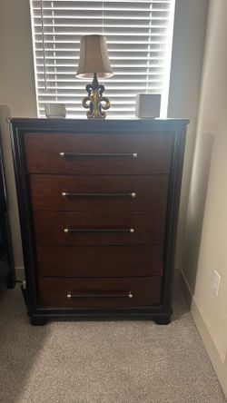 Queen bed set