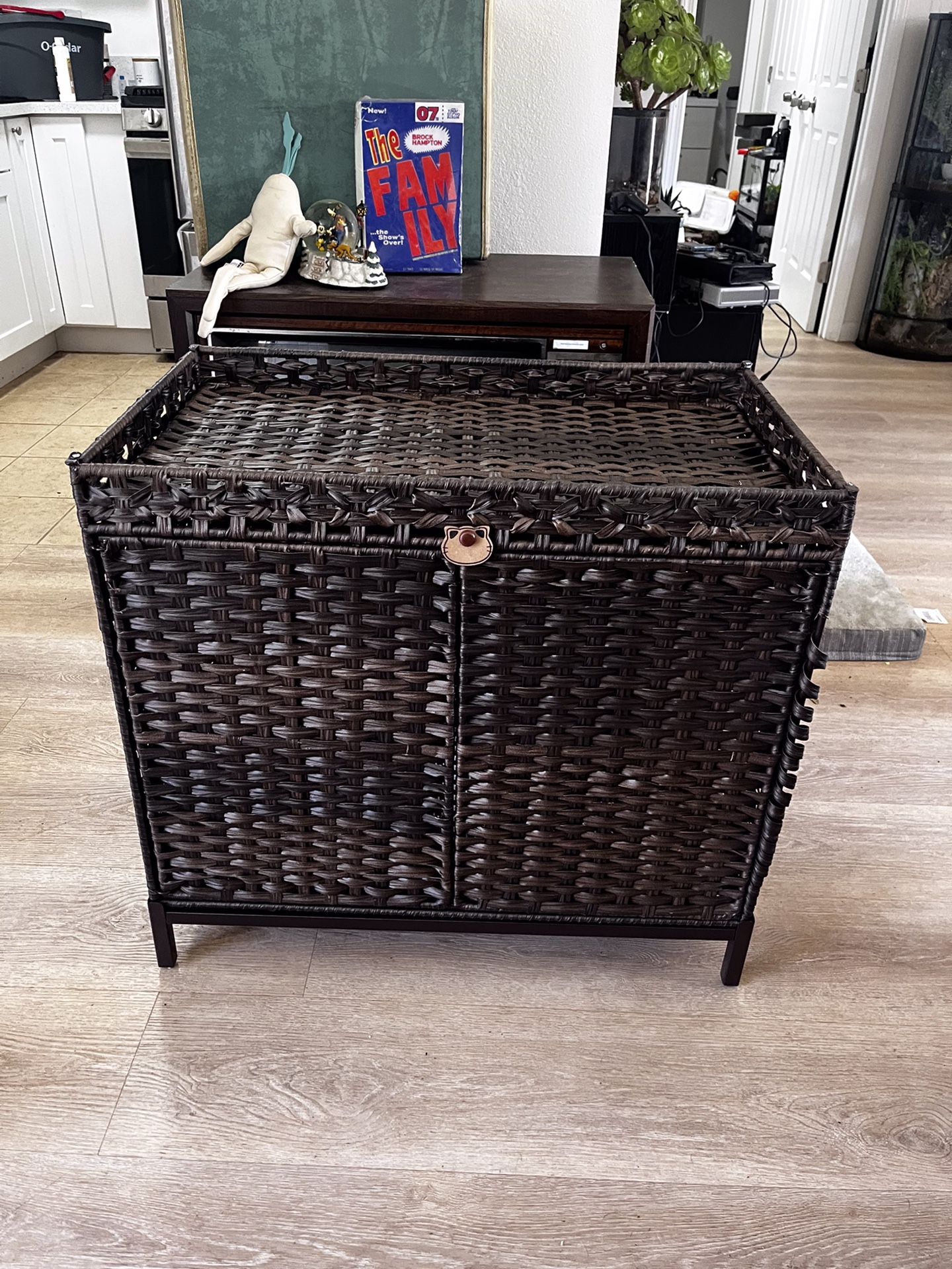 Cat Litter Box *NEW*