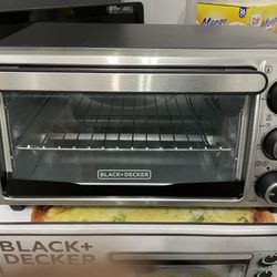 Black + Decker Toaster Oven