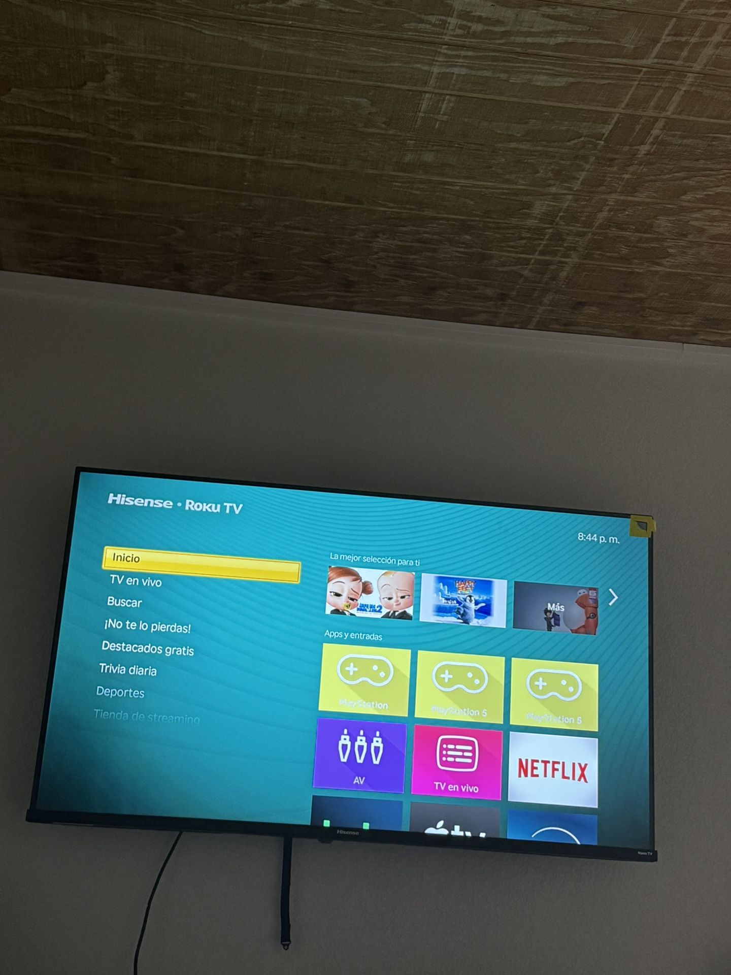 43” Hisense Roku Tv