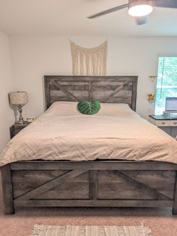 King Size Farmhouse style bead frame