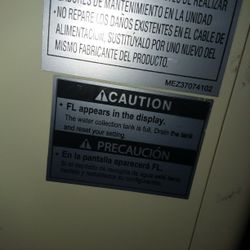 VIZIO Smart  TV 40" Inch Class 1080p Series D D40F-G9 2018  Remote control Includes 