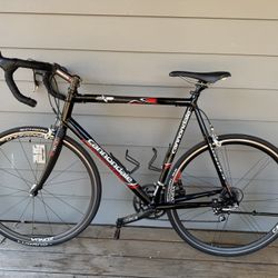 Cannondale Six13 Road Bike – 60 cm – Carbon/Aluminum Hybrid – Campagnolo & Dura-Ace