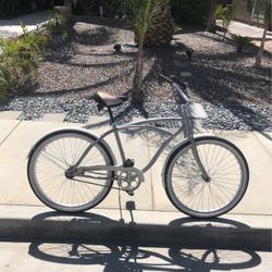 26” Huffy Cranbrook Men’s Silver Beach Cruiser 